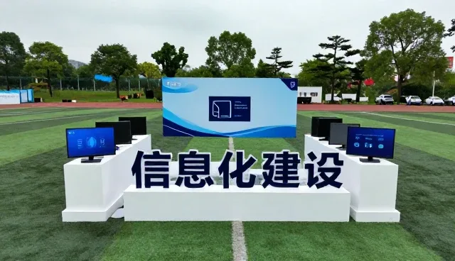 用户反馈驱动软件开发的精细化转型